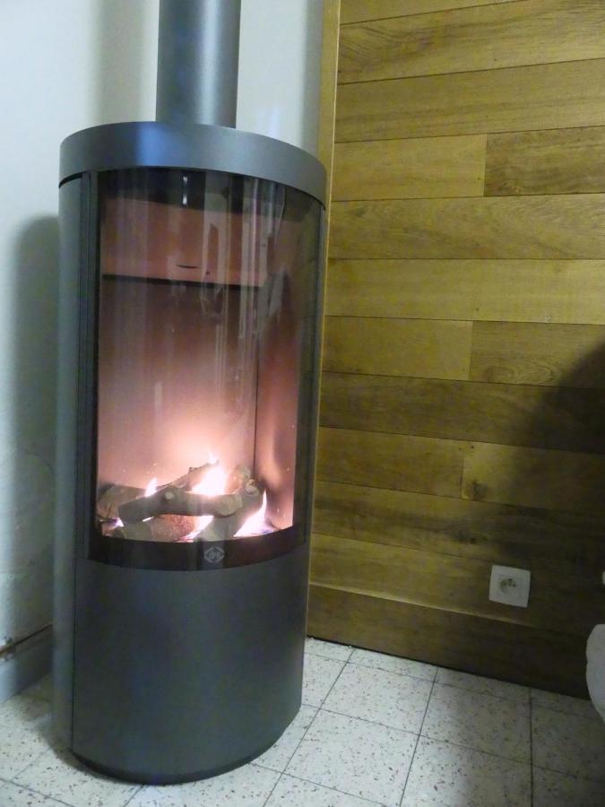 Willa Au Repaire Des Ecureuils Waulsort Zewnętrze zdjęcie